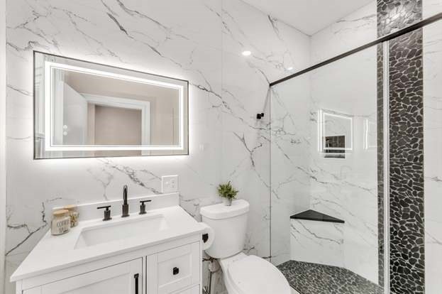 13 Monmouth St, East Boston