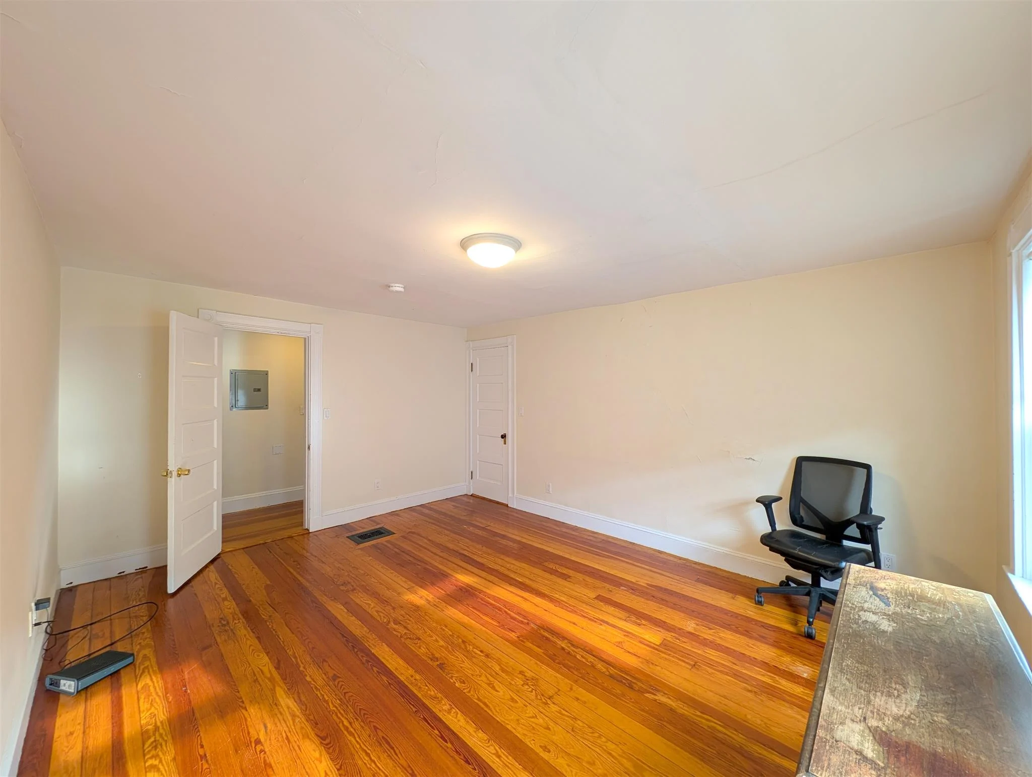 41 Ossipee Rd, Davis Square