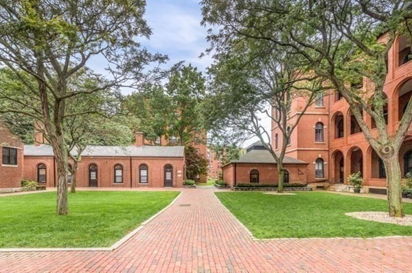 100 Captain's Row, Chelsea