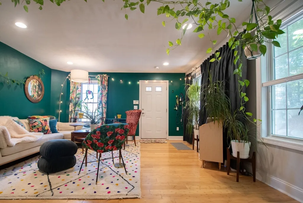 40 Brattle St, Arlington