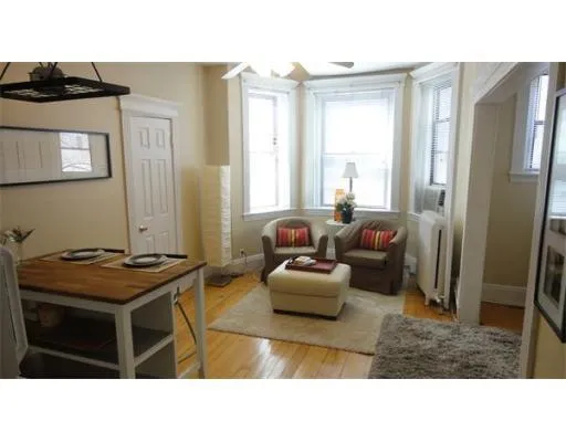 65 Burbank St, Fenway