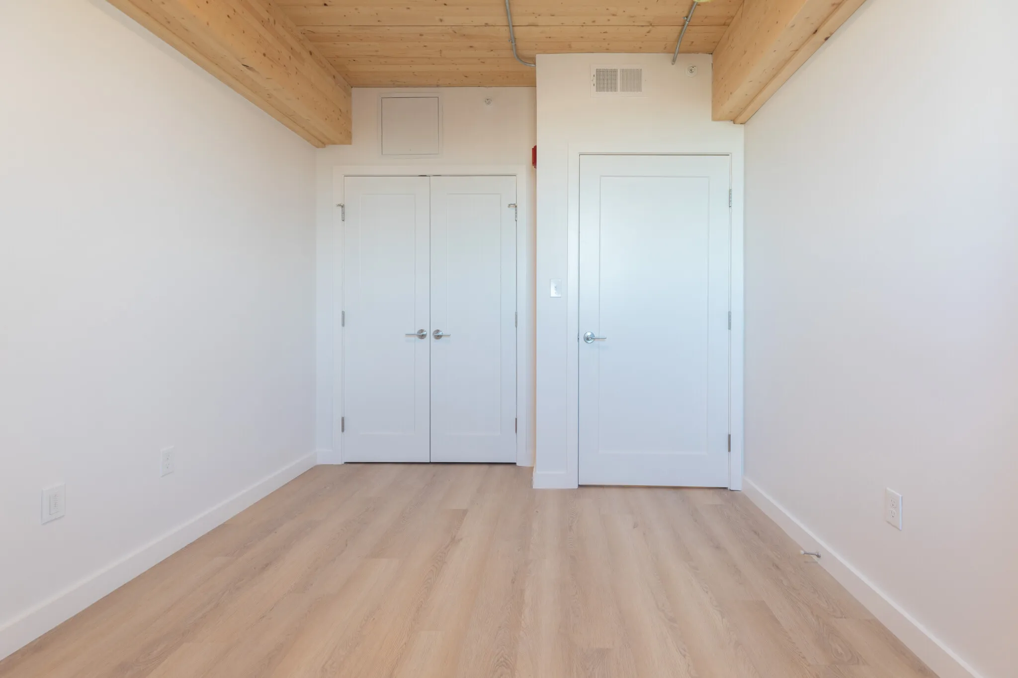 11 East Lenox St, Roxbury