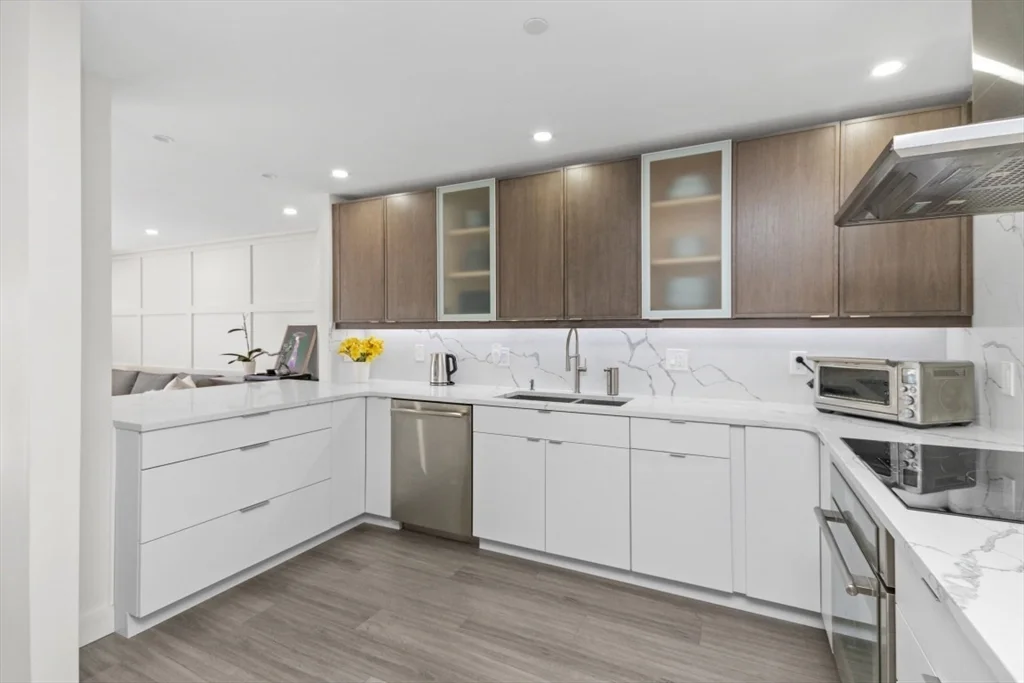 199 Coolidge Ave, East Watertown