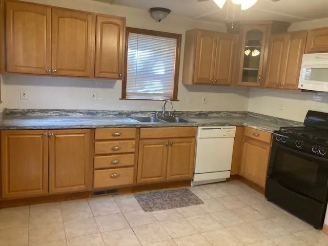 60 Berkeley St, Spring Hill