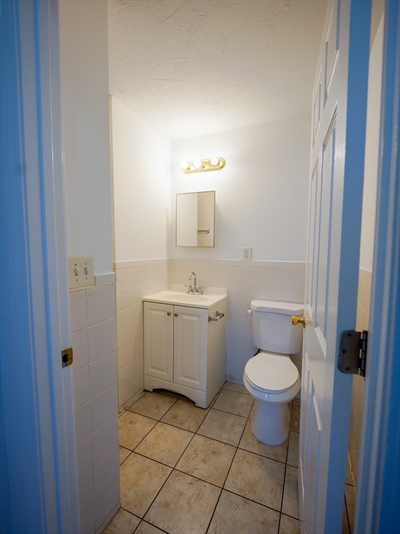 4 Greenwood St, Worcester