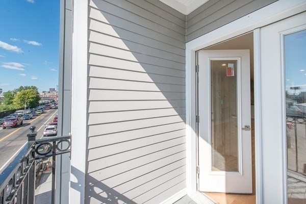 542 Dorchester Ave, South Boston