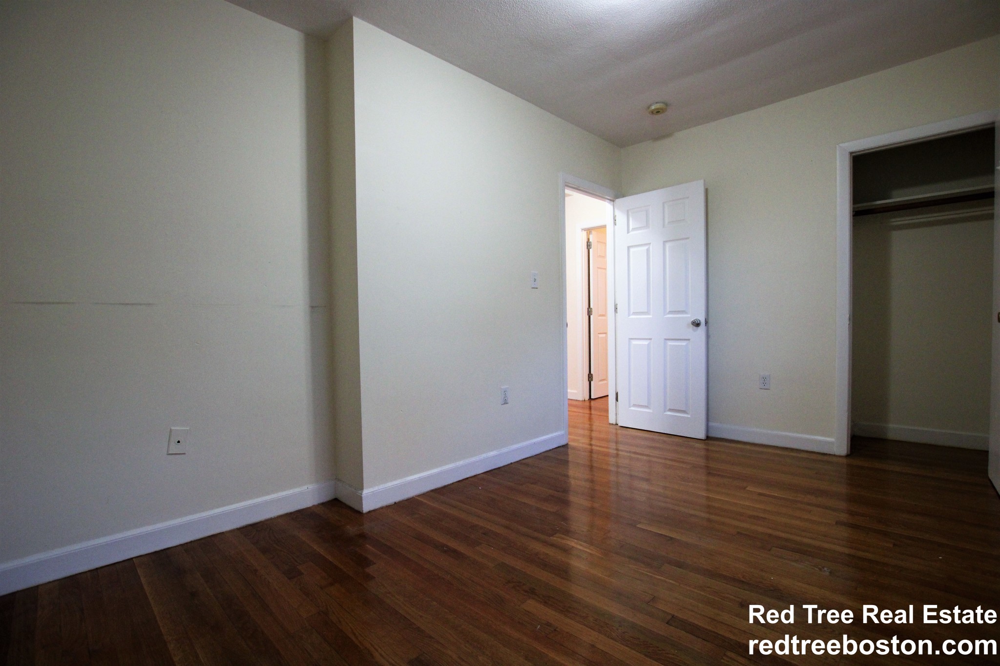 34 Gardner St, Allston