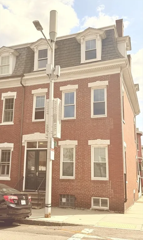 675 East 7th St, South Boston