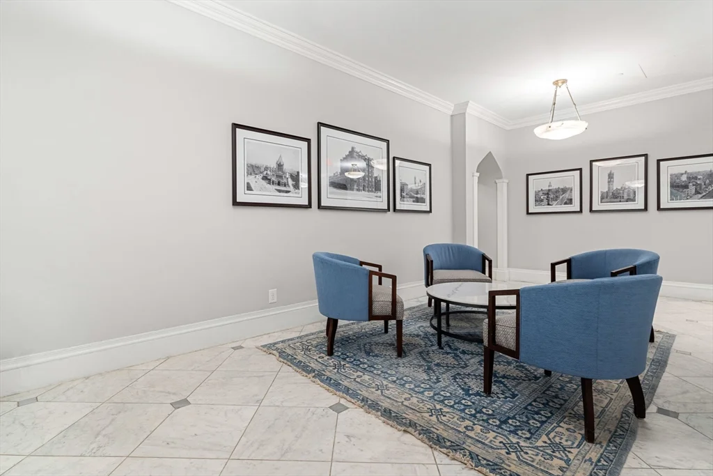 271 Dartmouth St, Back Bay