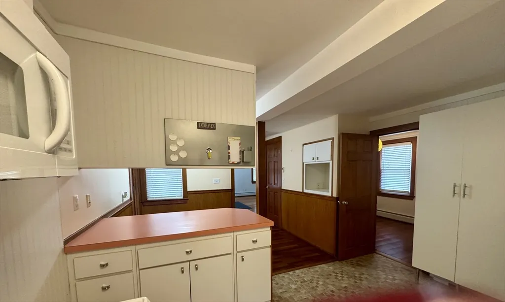 16 Winona Ave, Sconticut Neck