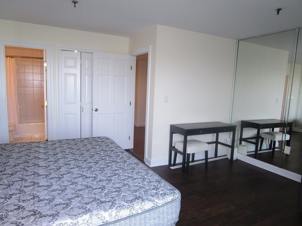 2 bed, 2 bath apartment for rent at 390 Commonwealth Ave Unit 709, Back Bay — photo 8 of 11