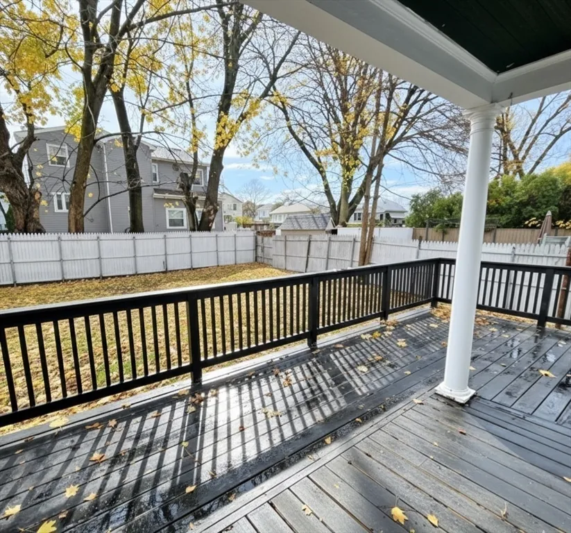 184 Canton St, East Side