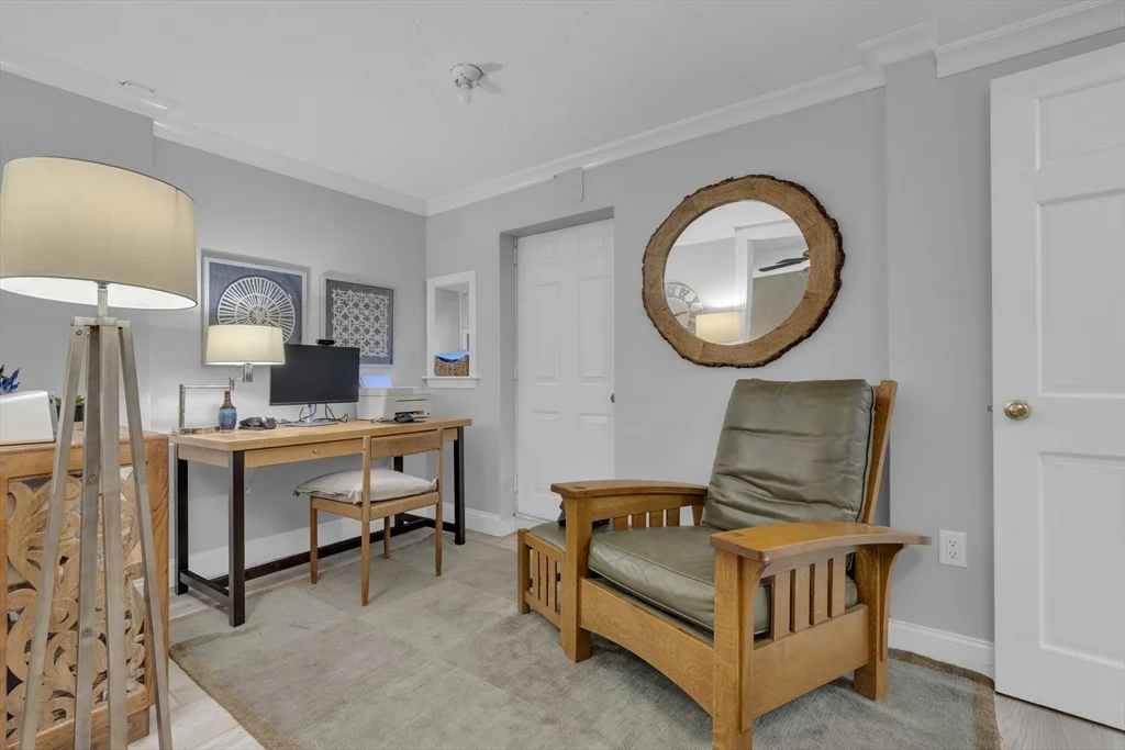 14 Auburn St, Charlestown