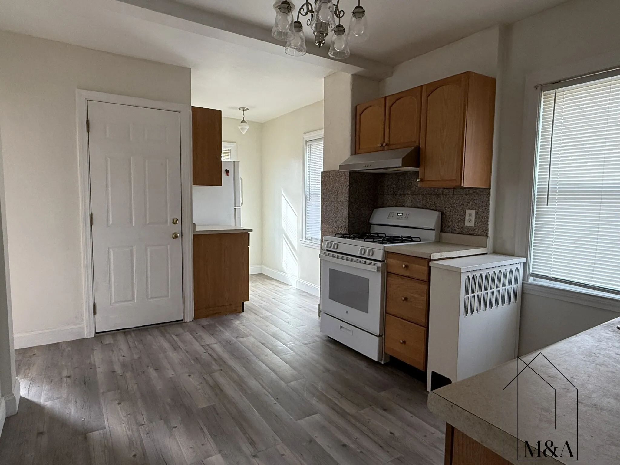 78 Glendower Rd, Roslindale