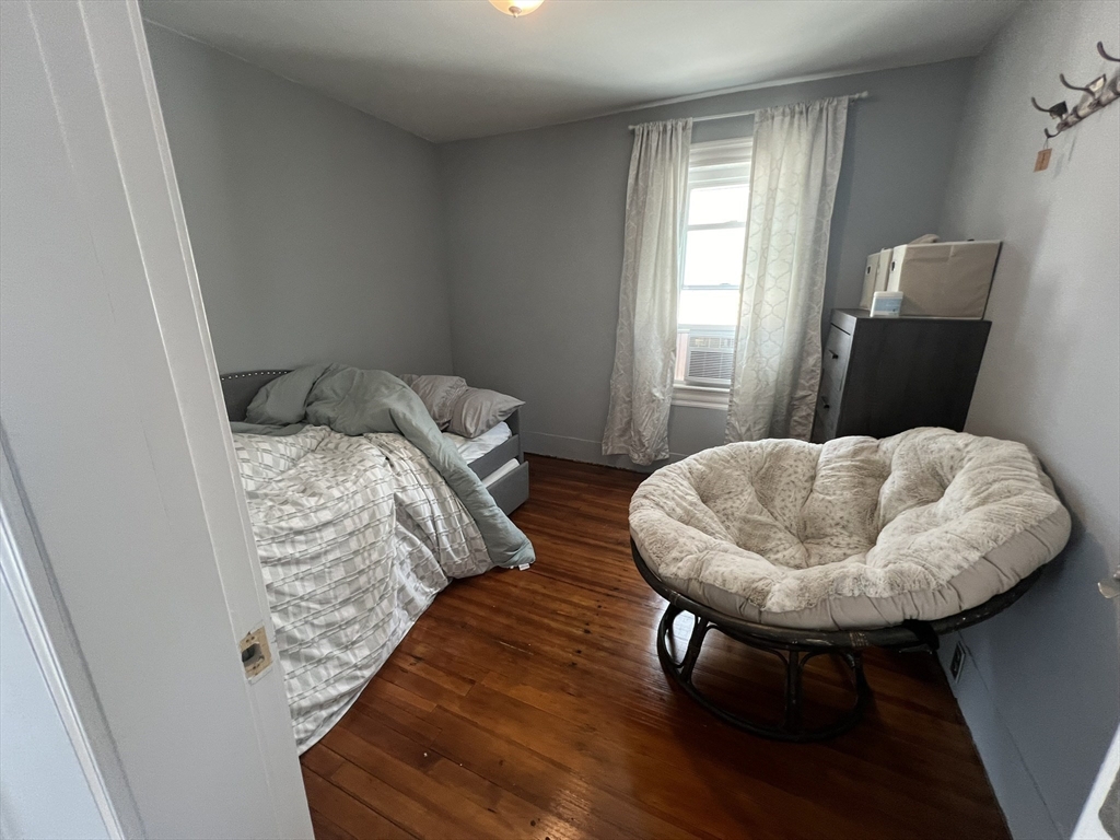 5 1/2 Savery Ln, North Plymouth