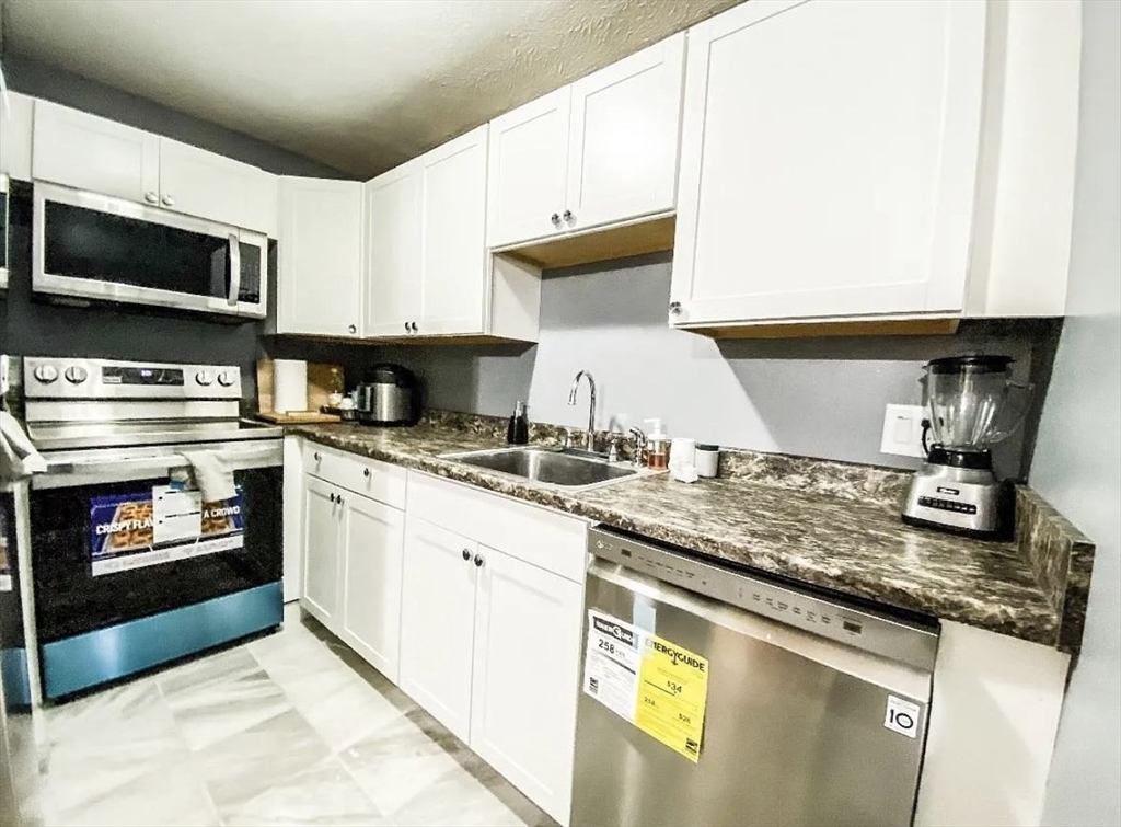 71 Princeton St, Chelmsford