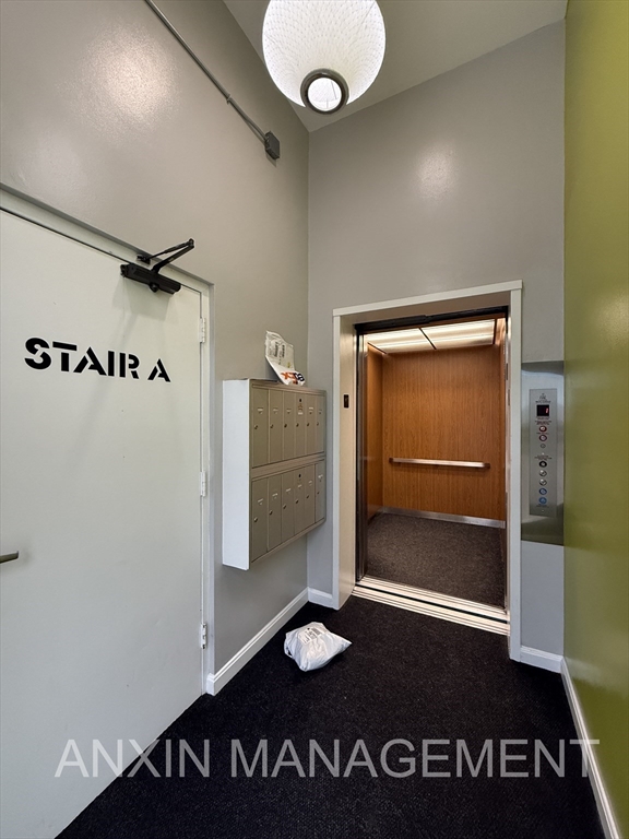 660 Cambridge St, East Cambridge