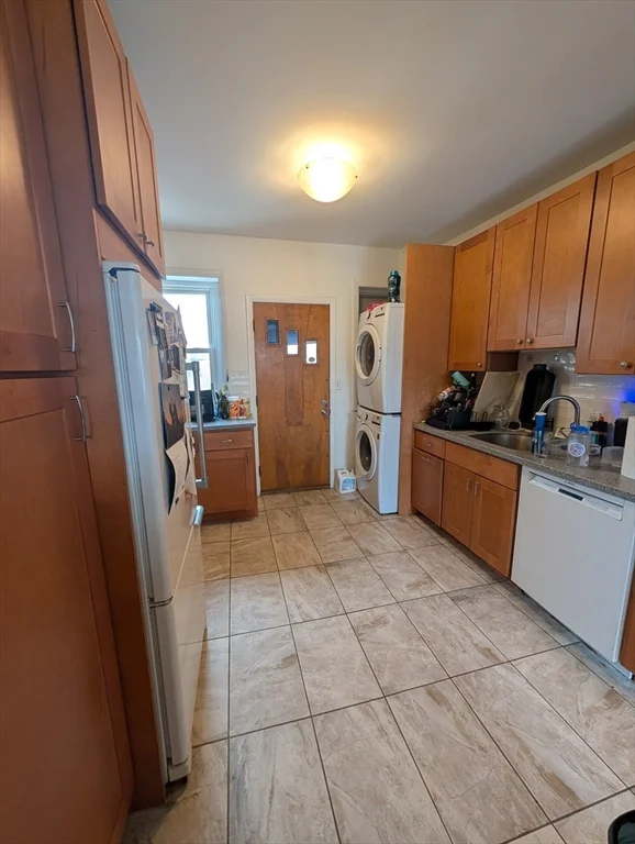 256 Aspinwall Ave, Riverway Island