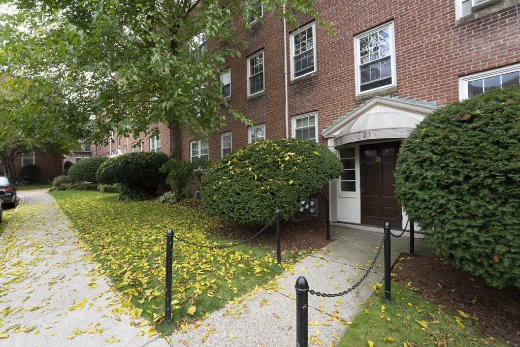 21 Englewood Ave, Salisbury Road - Corey Farm