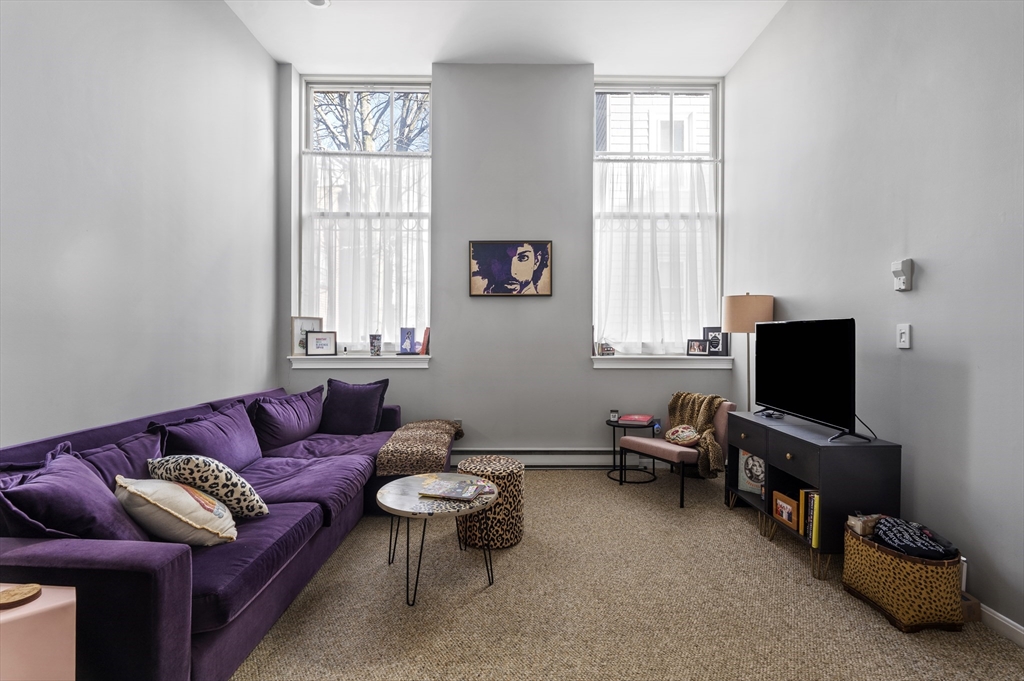 350 W Fourth, South Boston