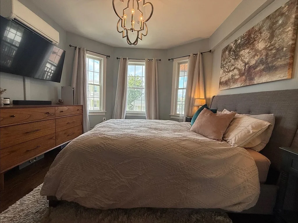 465 Ashmont, Dorchester