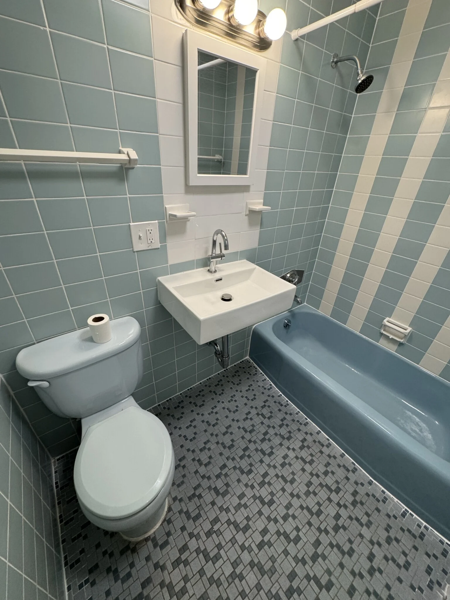 2018 Commonwealth Ave, Brighton