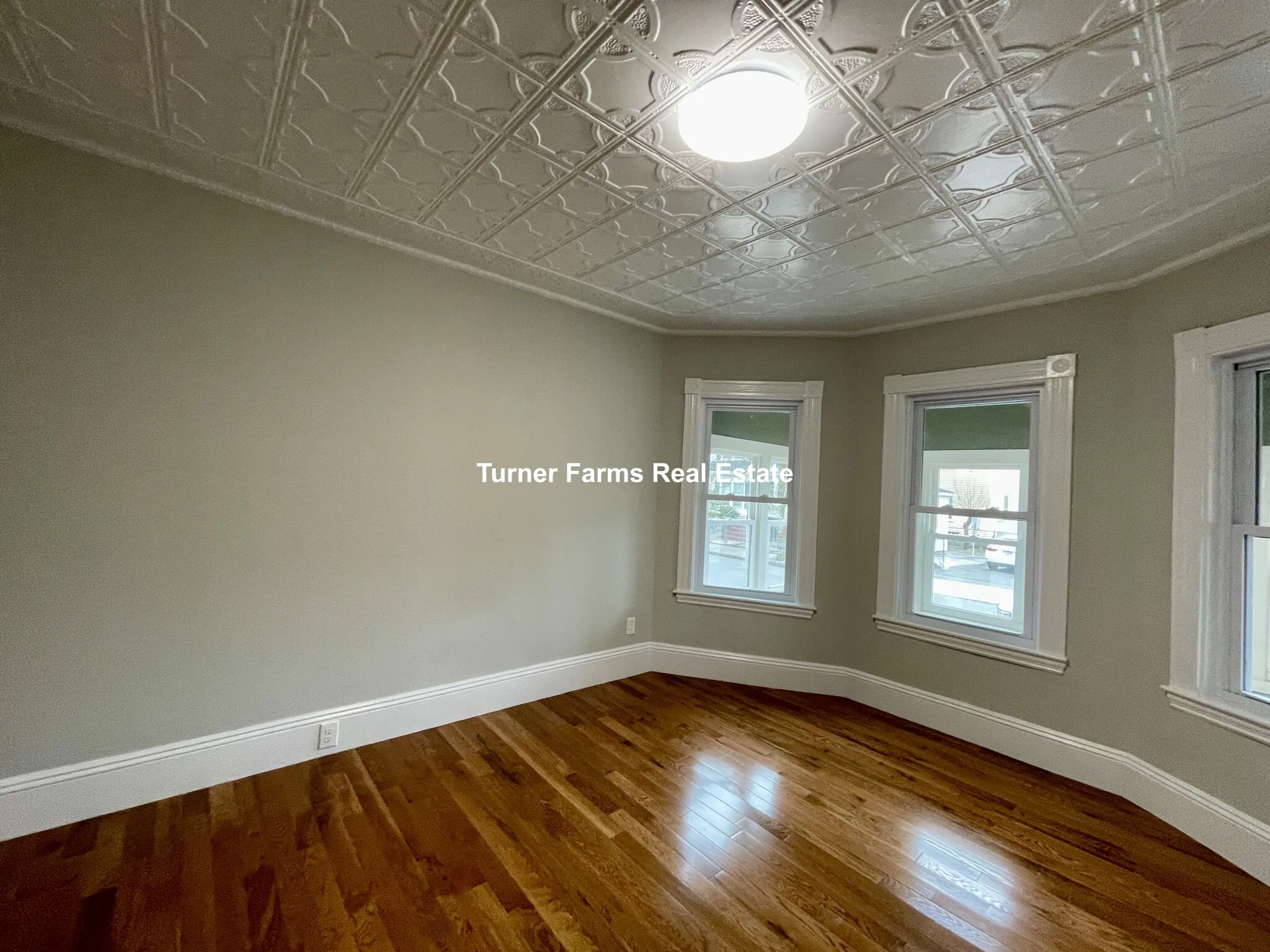 43 Martin St, Medford