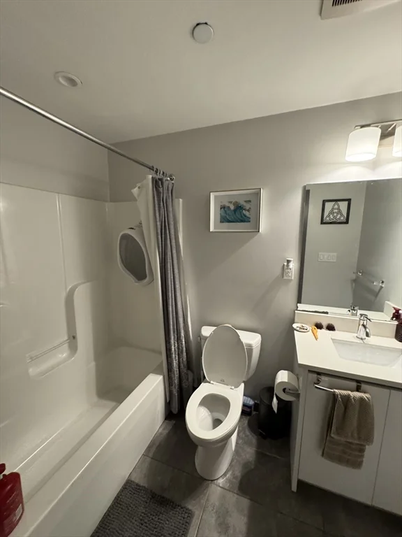 145 Newbury Ave, Quincy