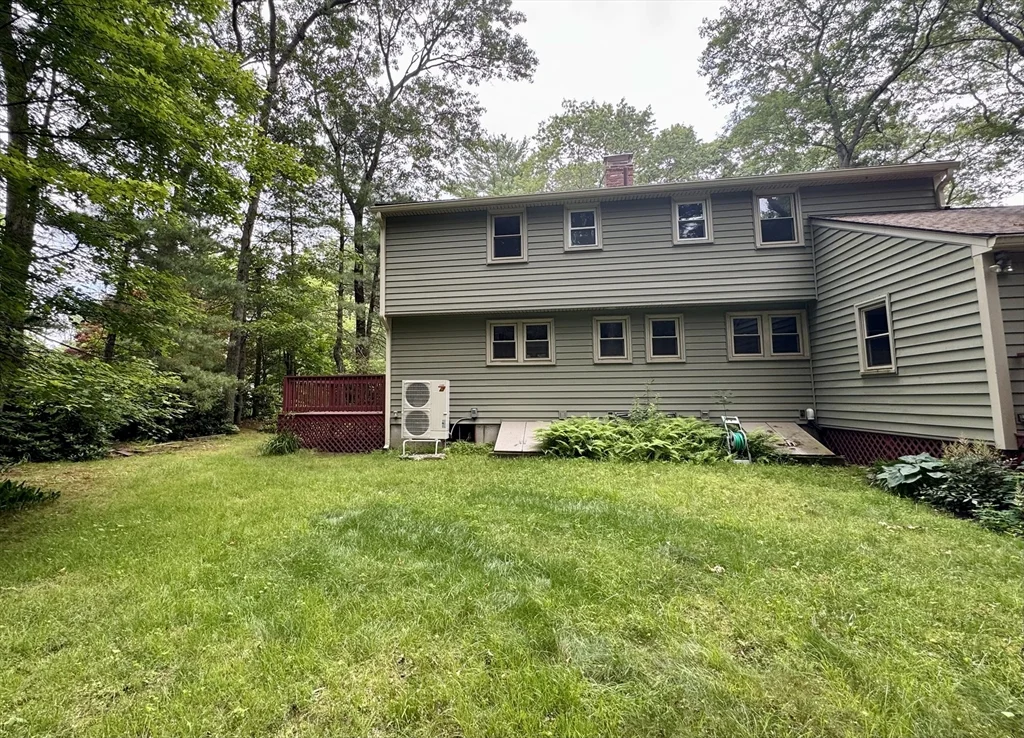 4 Link St, Foxboro