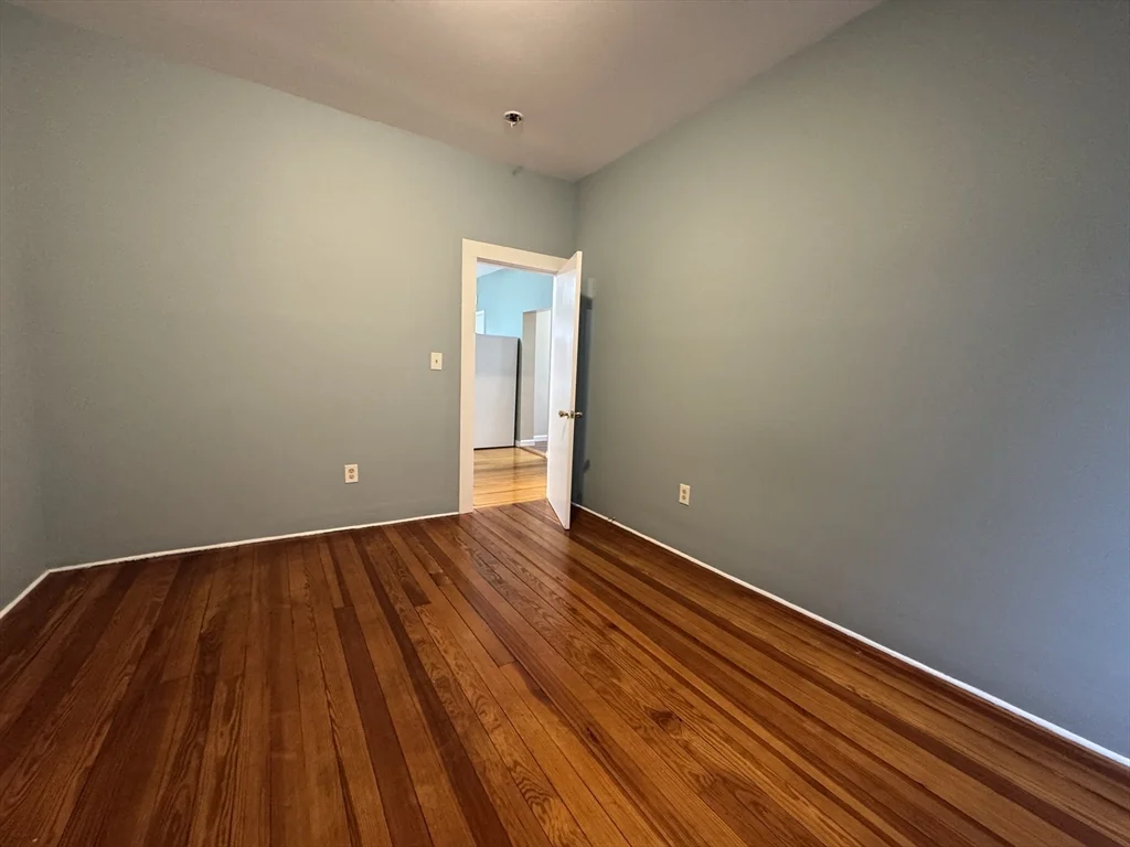 171 Hunter St, Fall River