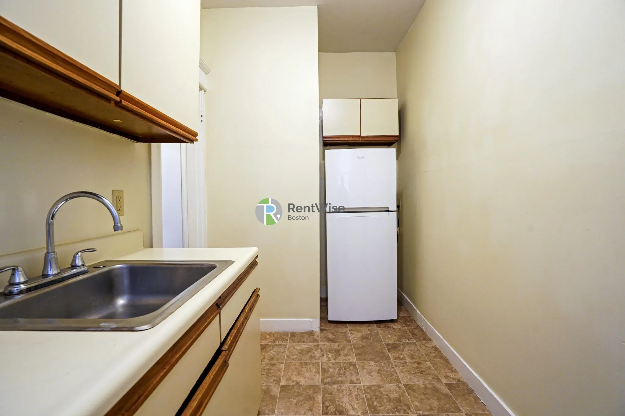 68 Woodstock Ave, Brighton