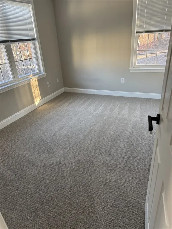 67 N Quinsigamond Ave, Shrewsbury