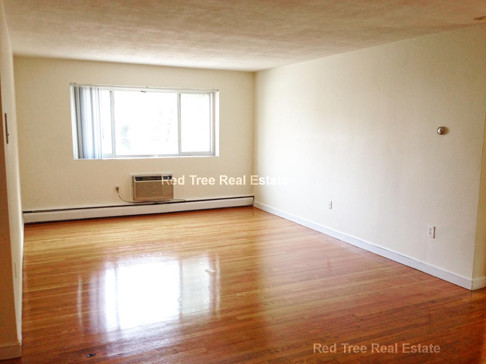 34 Gardner St, Allston