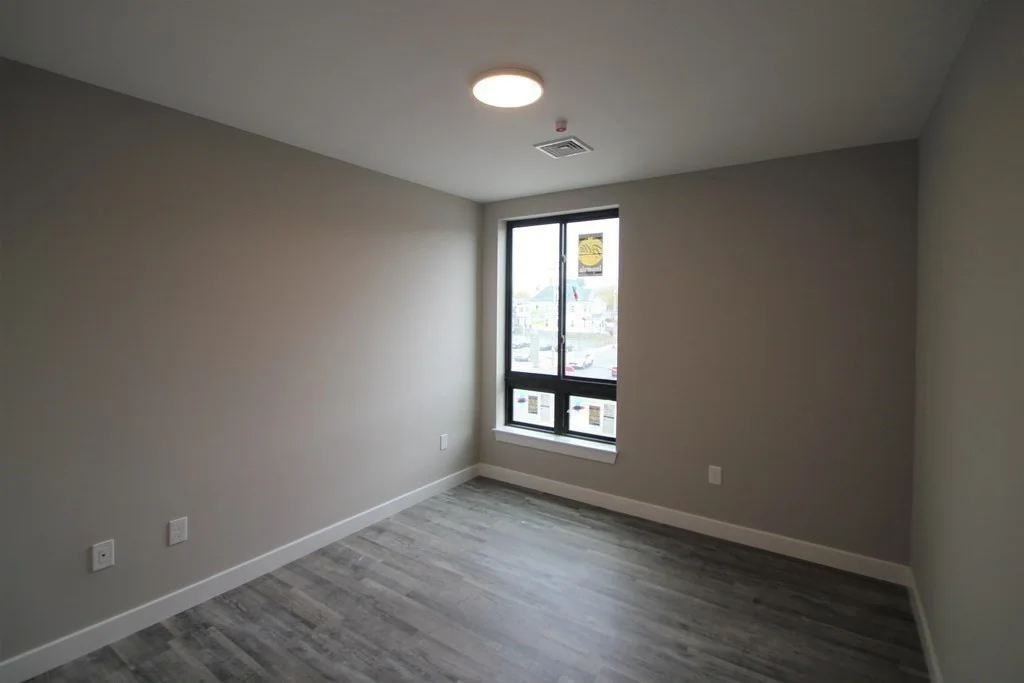 629 Washington St, Whitman