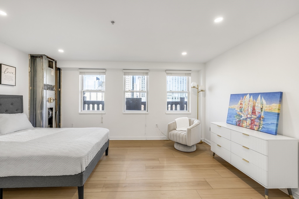 183-185A Massachusetts Ave, Back Bay