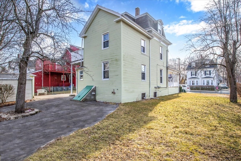 34 Neponset Ave, Hyde Park