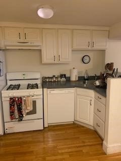 32 Edgerly Rd, Fenway