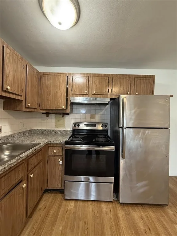 87 Cedar St, Malden