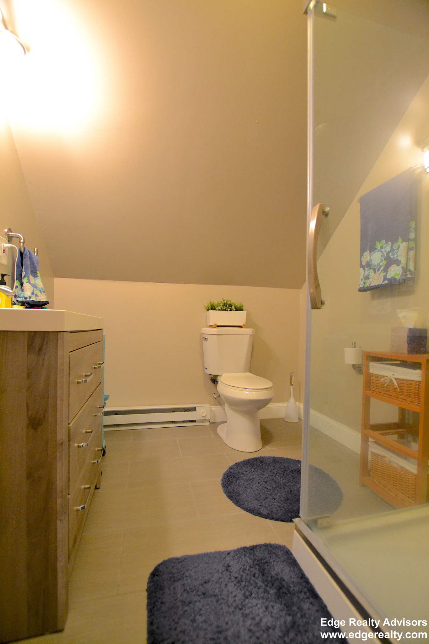 4 bed, 2 bath apartment for rent at 11 South Crescent Circuit Unit 2, Brighton — photo 15 of 15