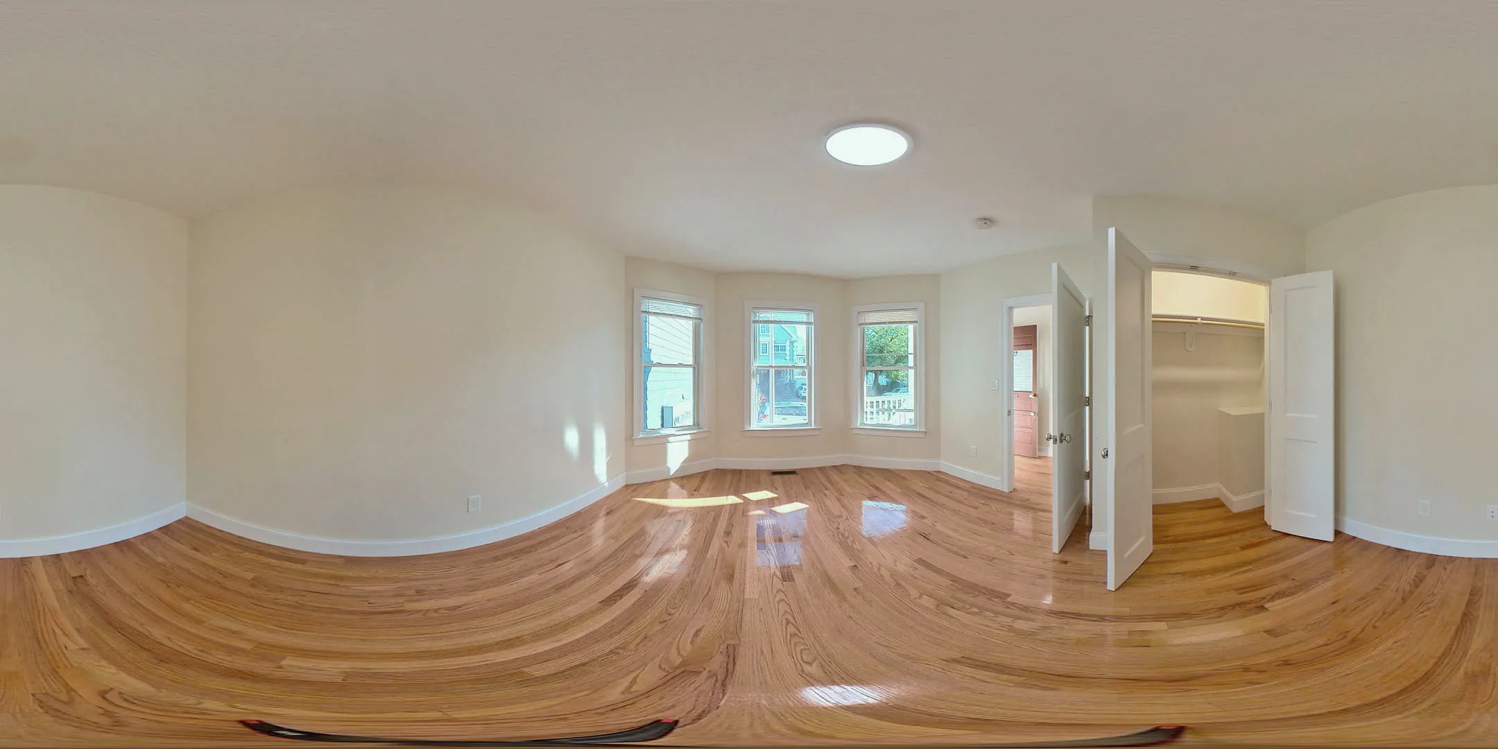 327 Highland Ave, Powder House Square