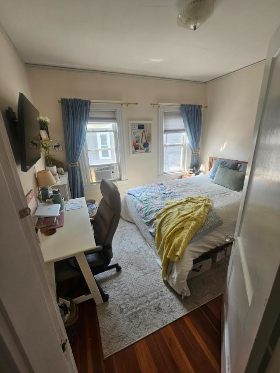 34 Sunset Rd, West Somerville