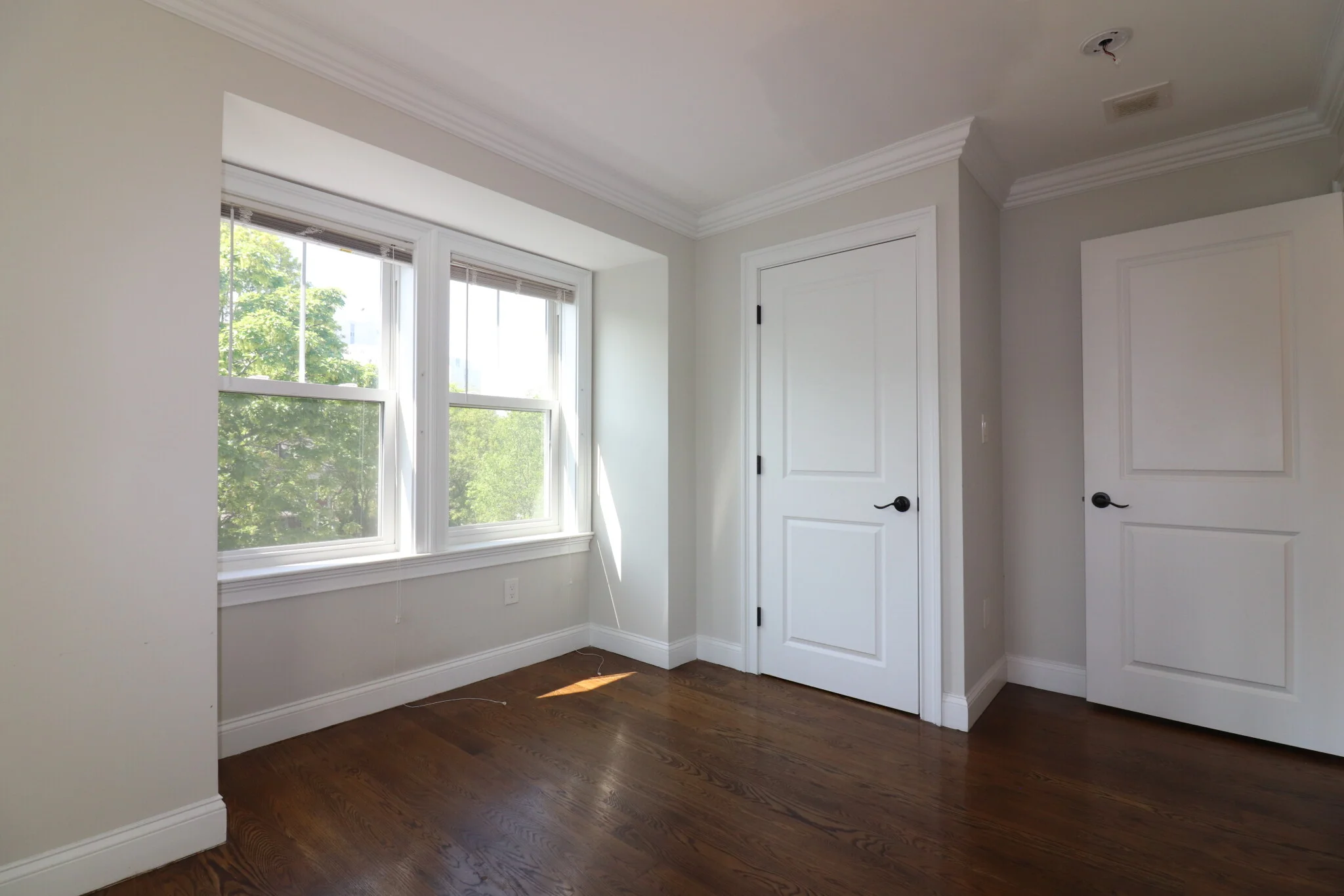 8 Nira Ave, Jamaica Plain