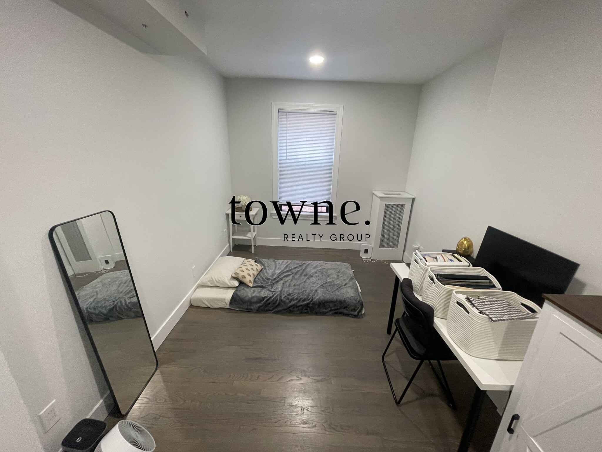 270 Newbury St, Back Bay