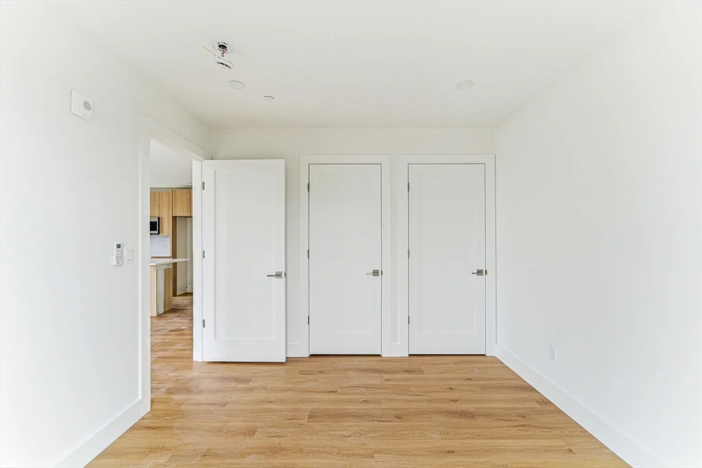1035 Commonwealth Ave, Allston