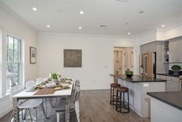 12 Ackers Ave, Brookline