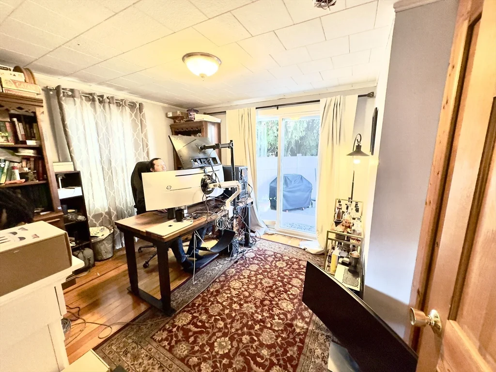 8 Fox Point, Dorchester