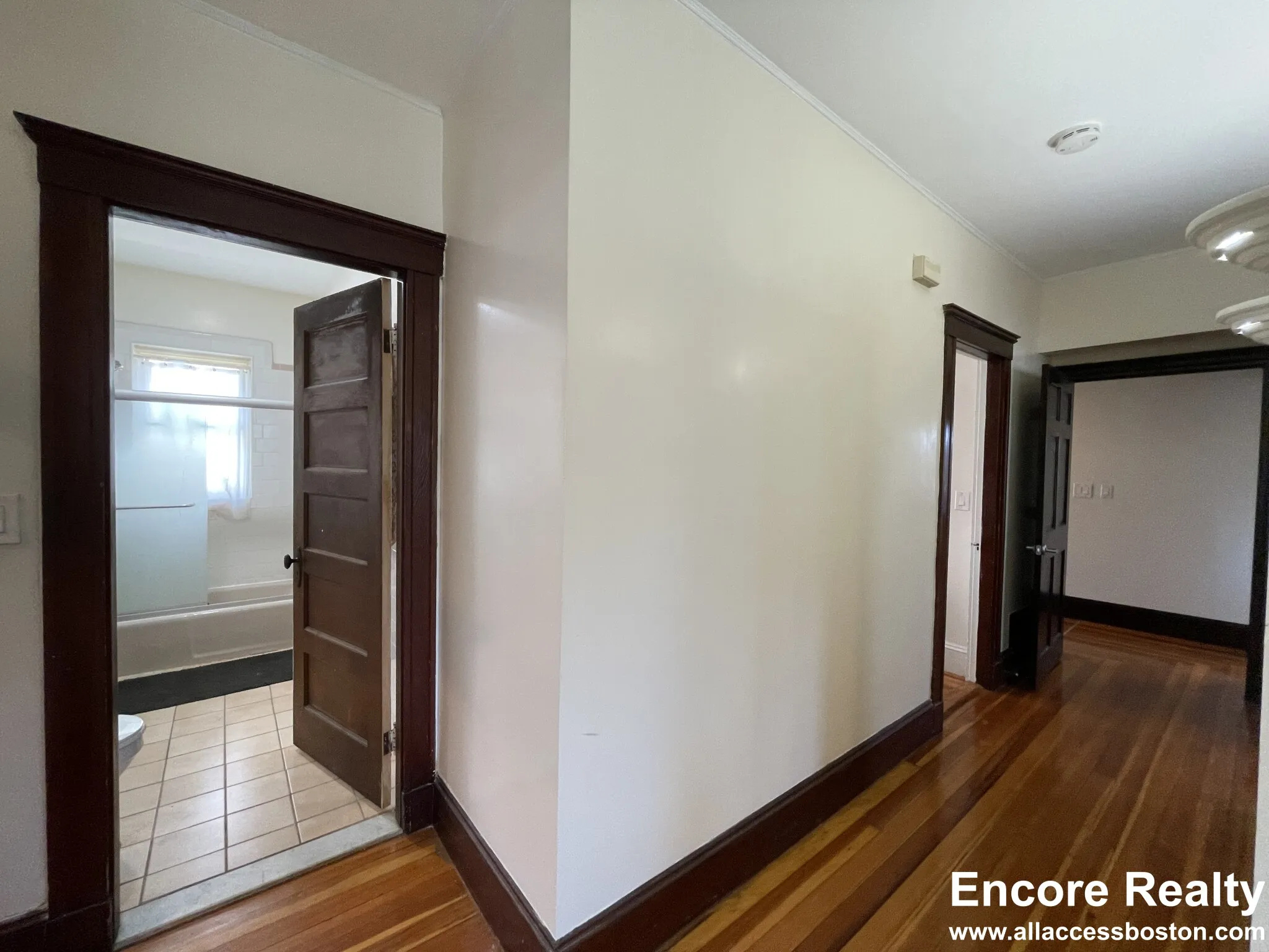 56 Hobson St, Oak Square