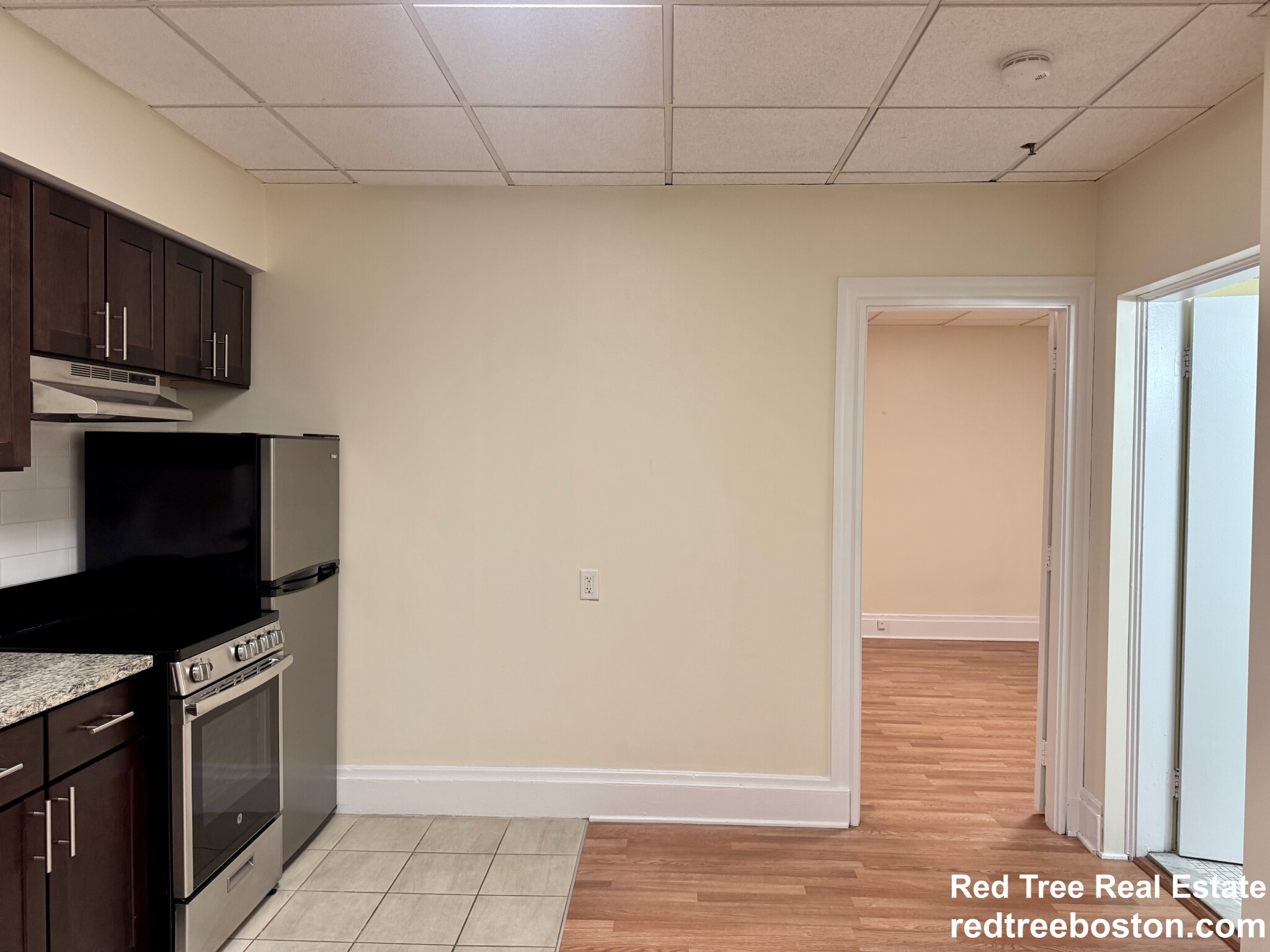 62 Boylston St, Midtown