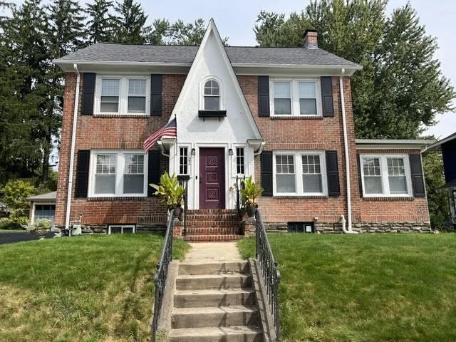 22 Longfellow Rd, Worcester