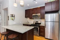 100 Old Harbor St, South Boston